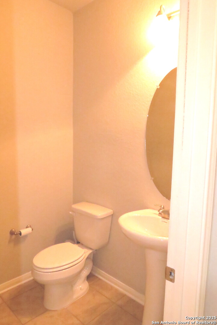 main property photo 9