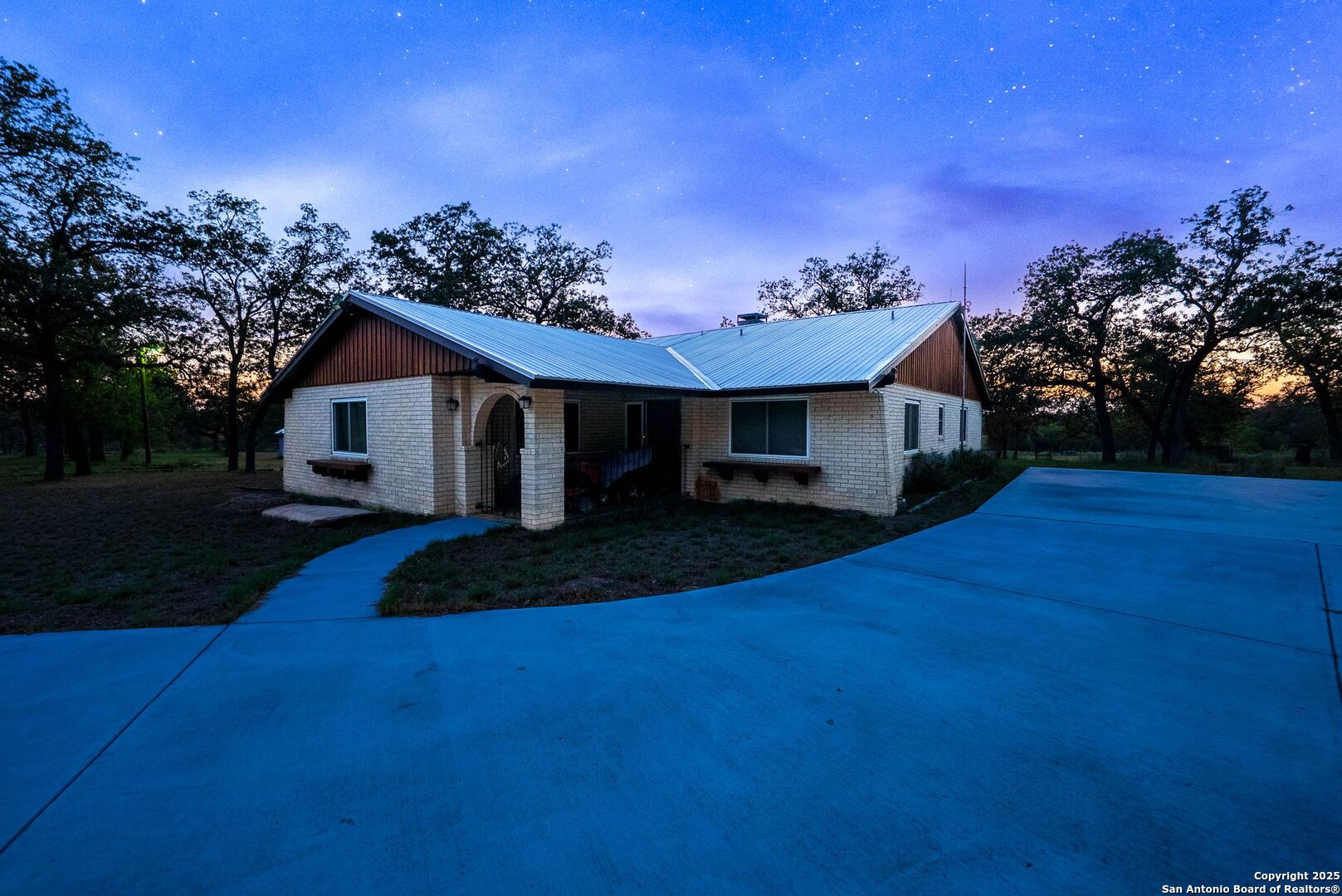 main property photo 60