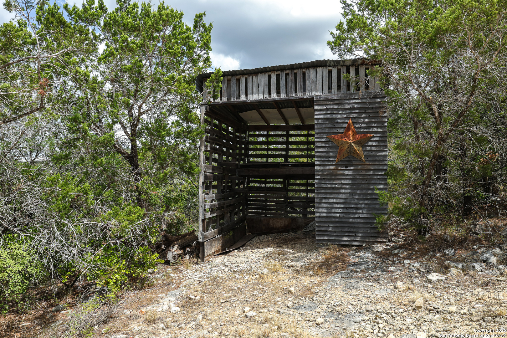 main property photo 46