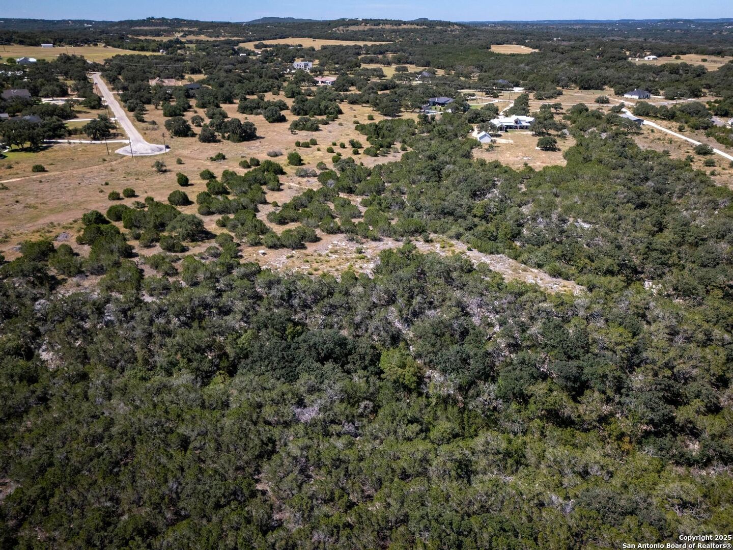 main property photo 33