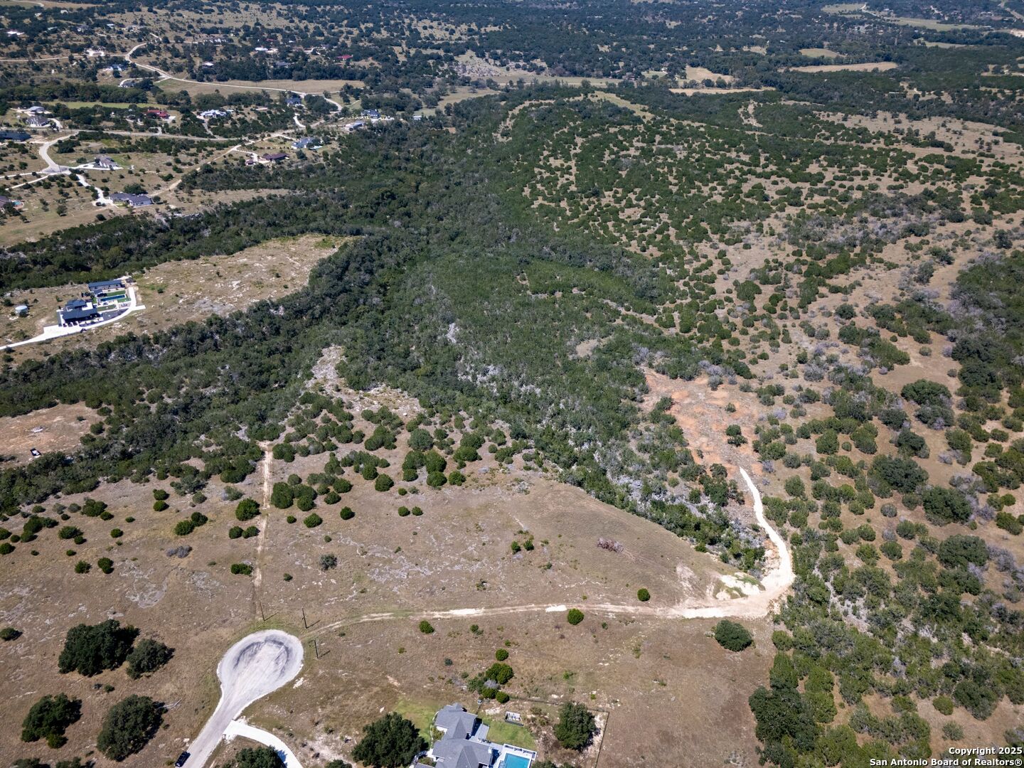main property photo 50