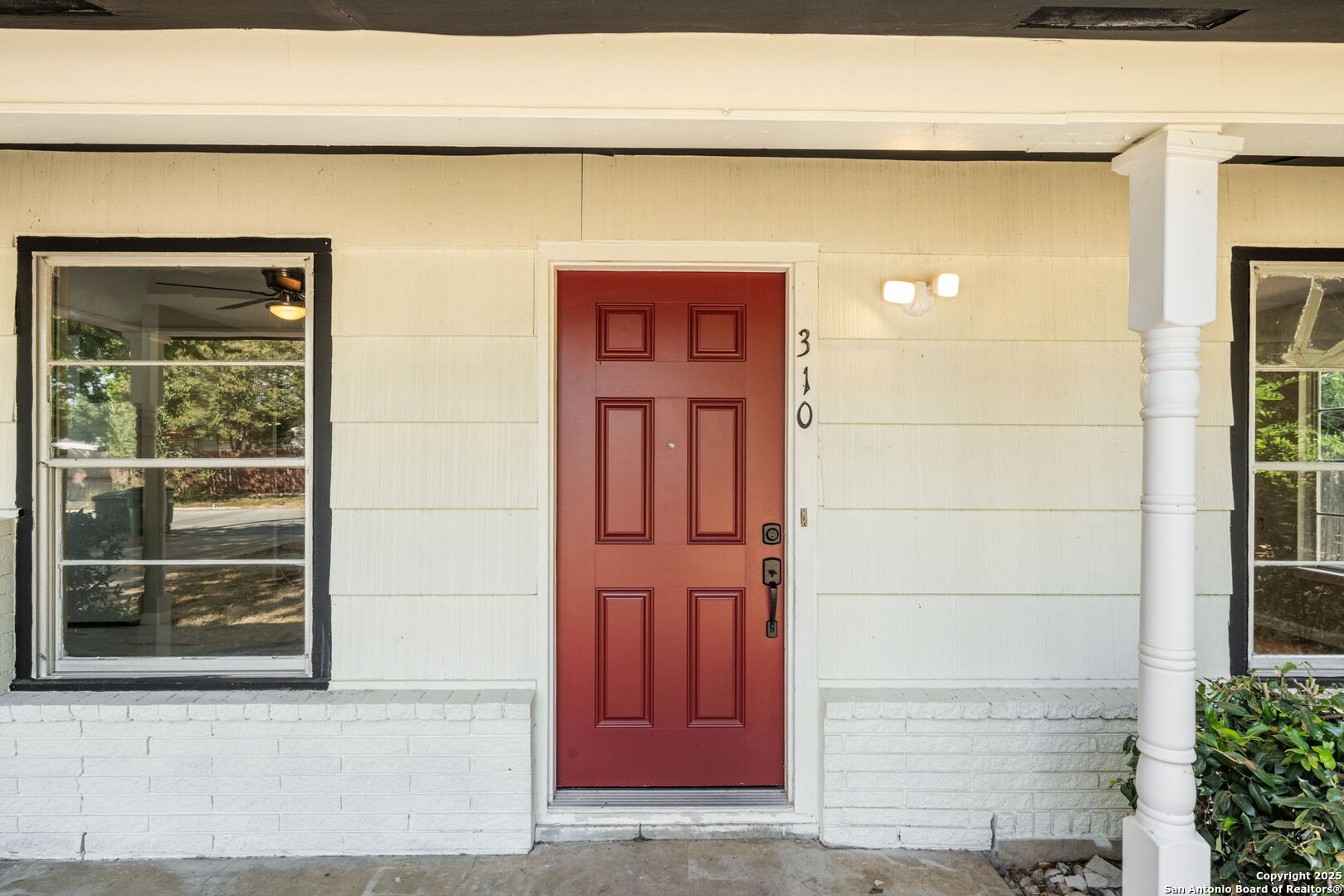property viewer photo 2