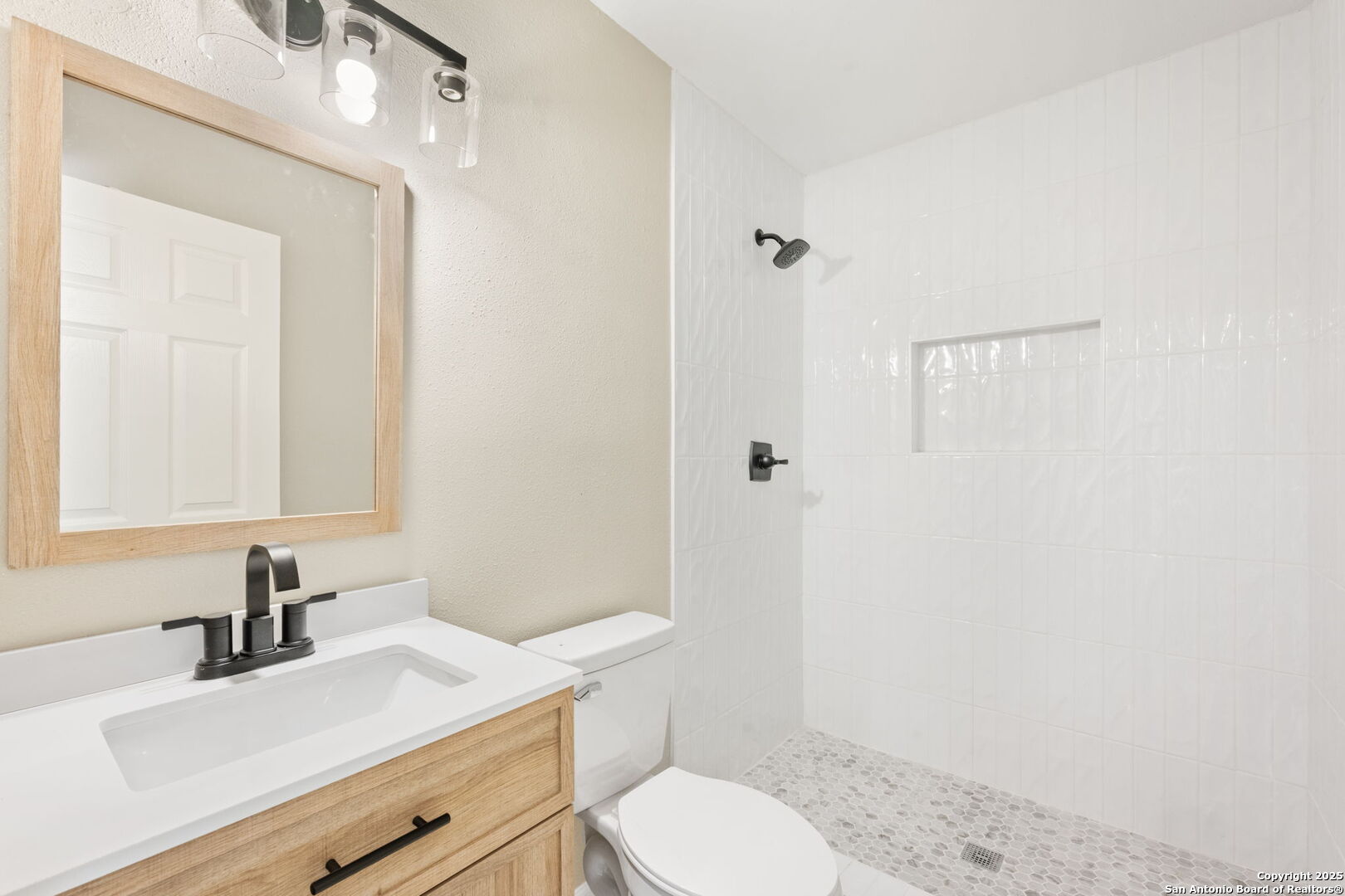 property viewer photo 22