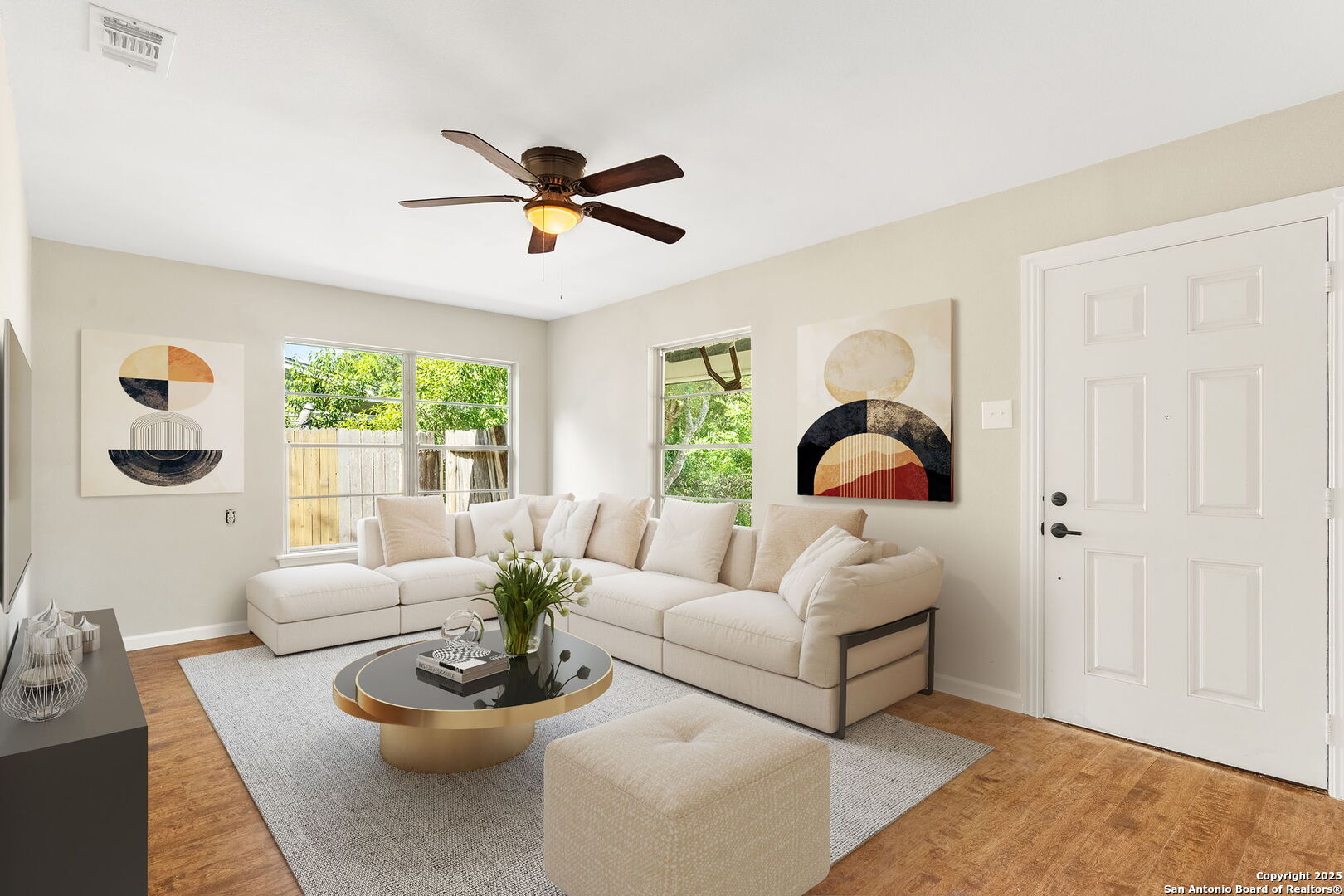 property viewer photo 5