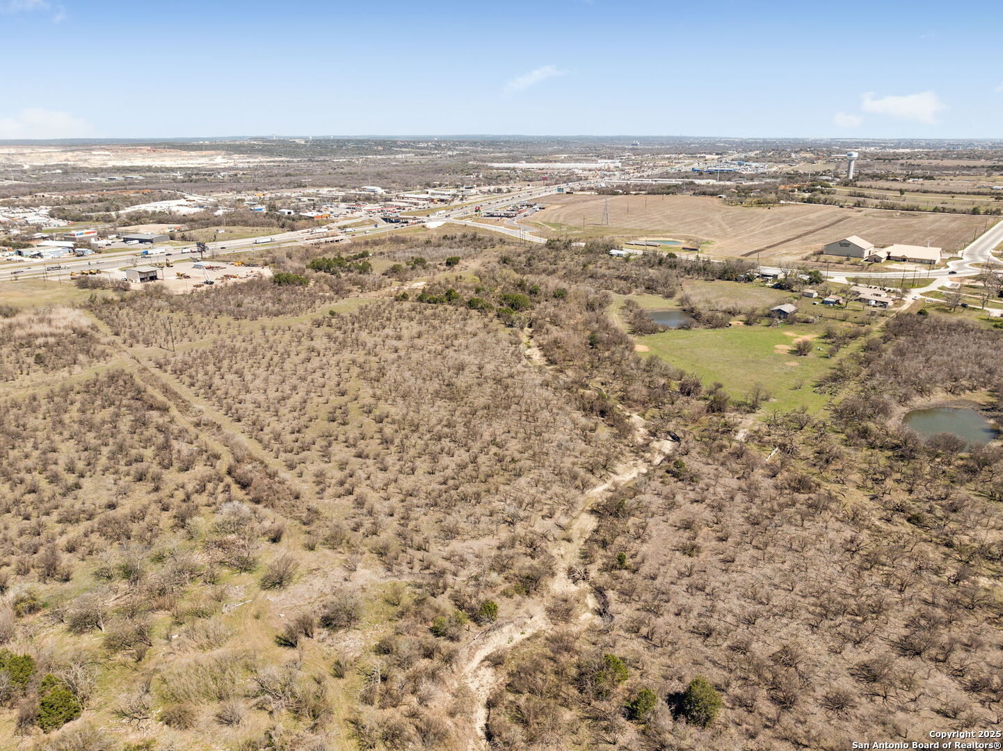 main property photo 14