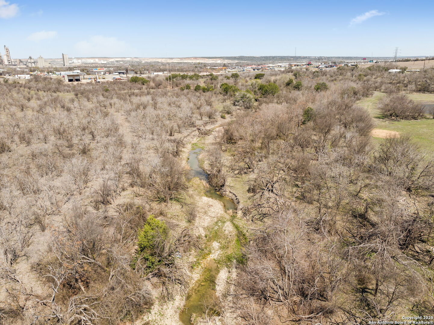 main property photo 18