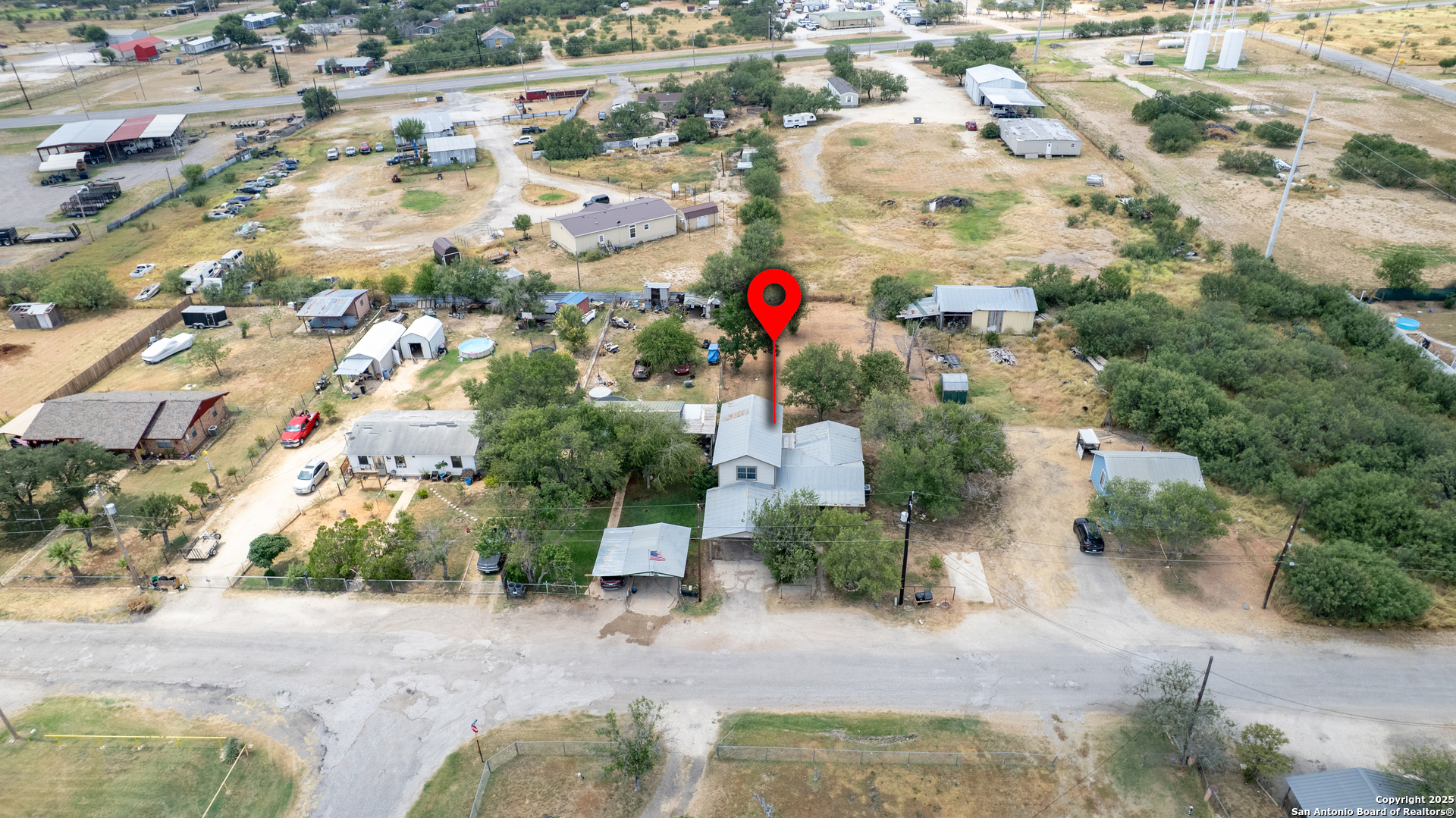 main property photo 22