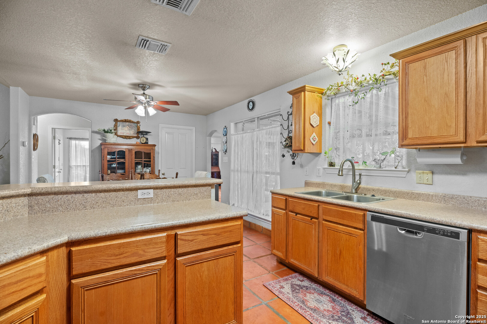 property viewer photo 11