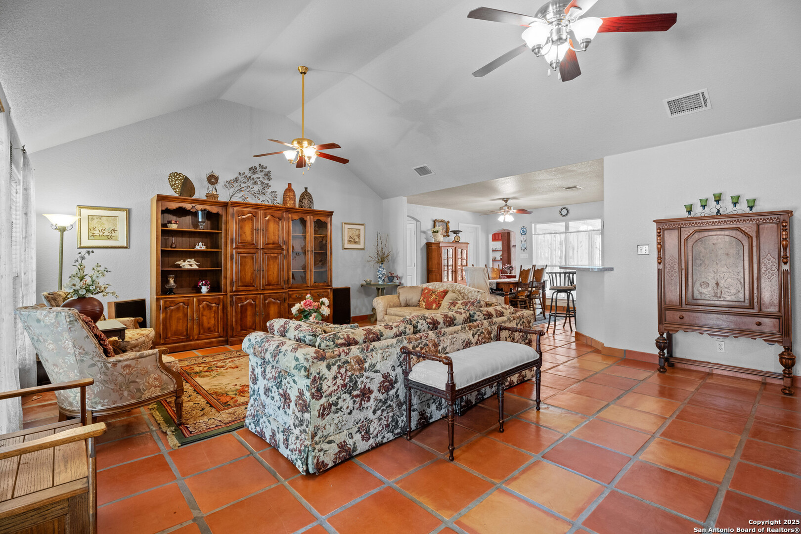 property viewer photo 4