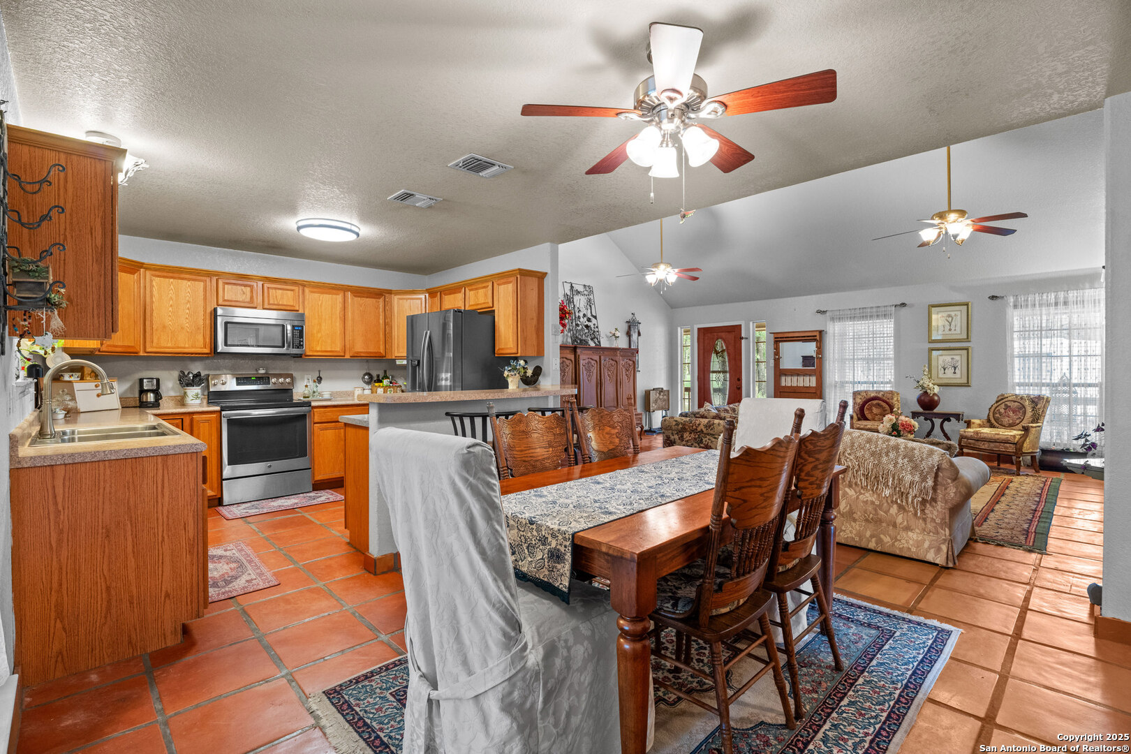 property viewer photo 9