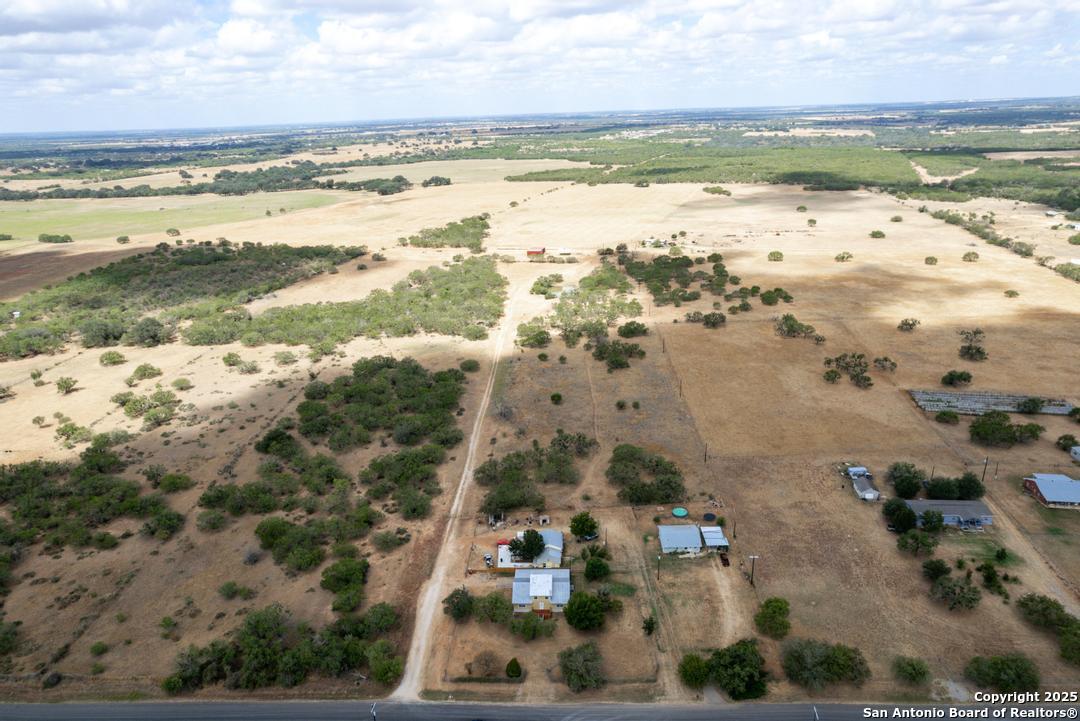 main property photo 33