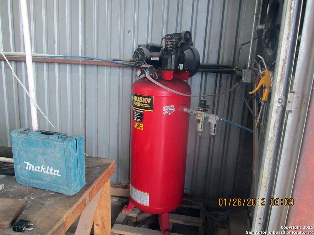 main property photo 19