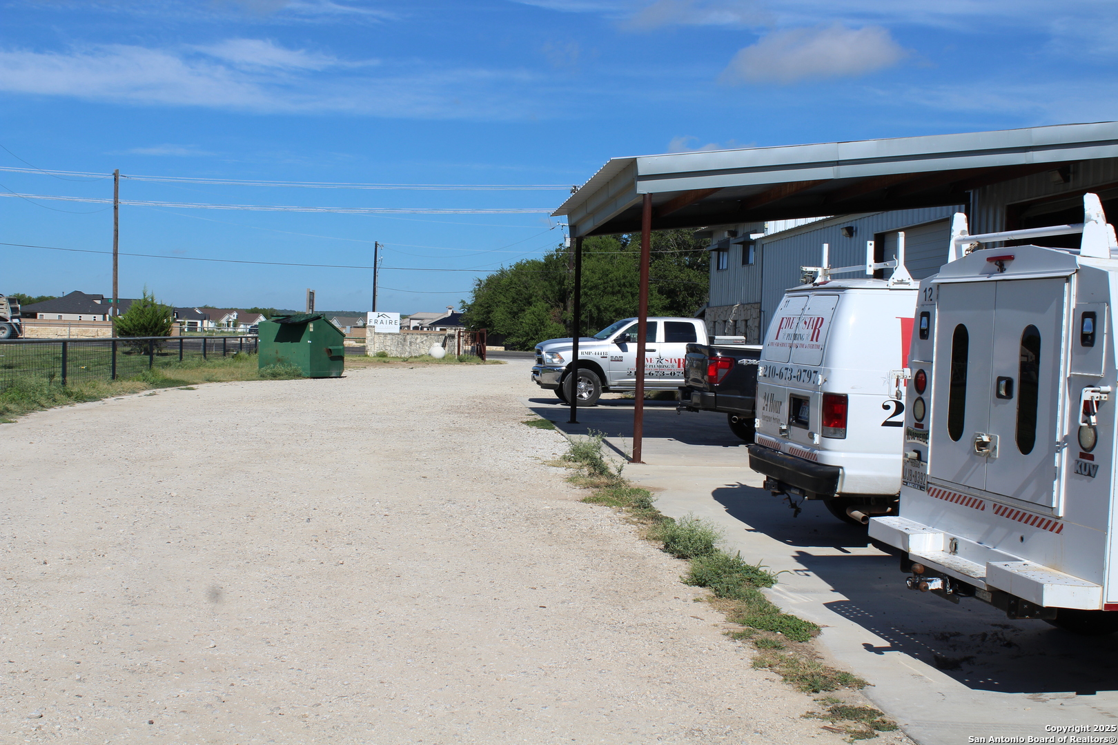 main property photo 8