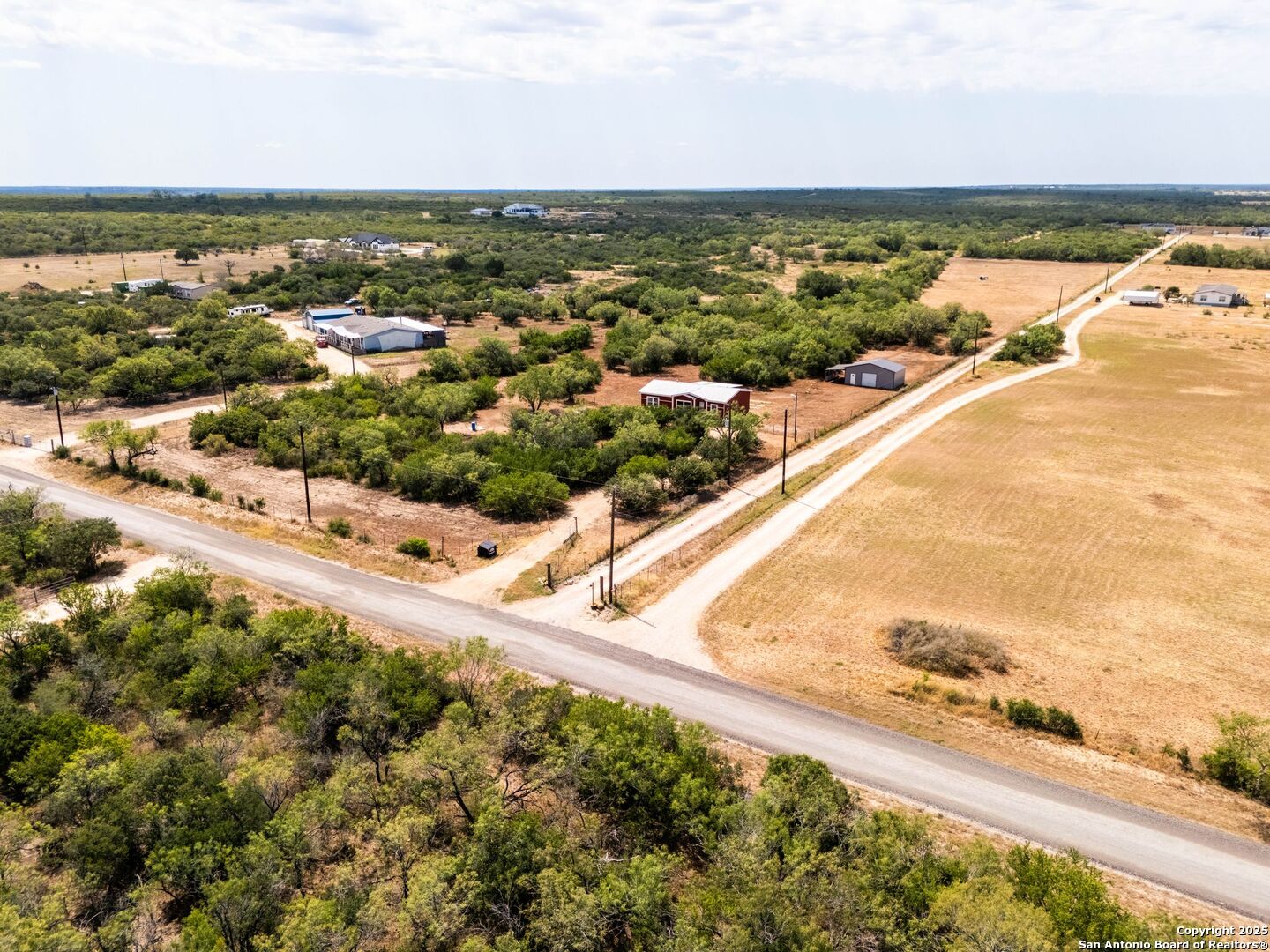 main property photo 41