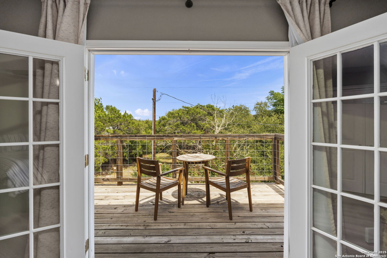 main property photo 16