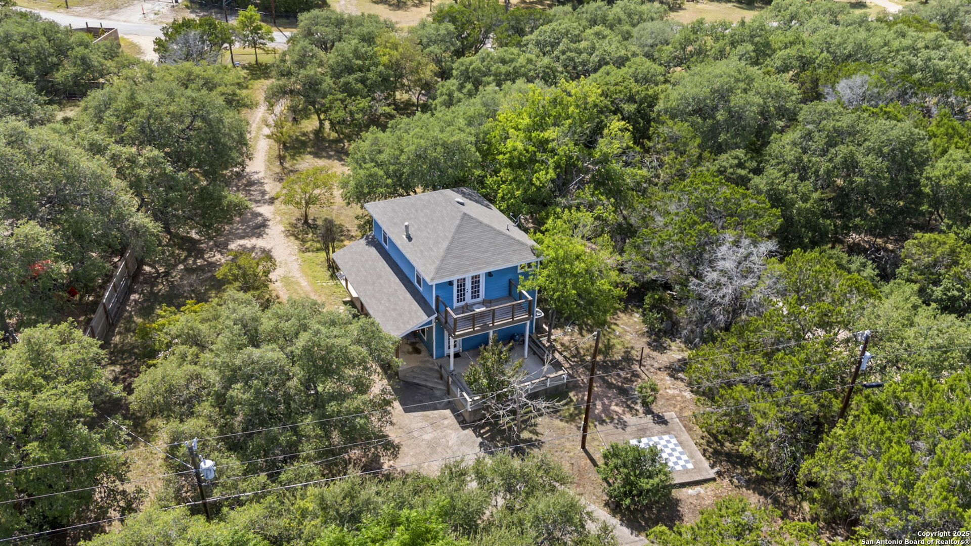 main property photo 2