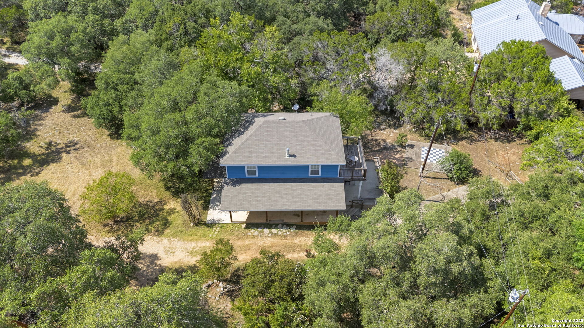 main property photo 31