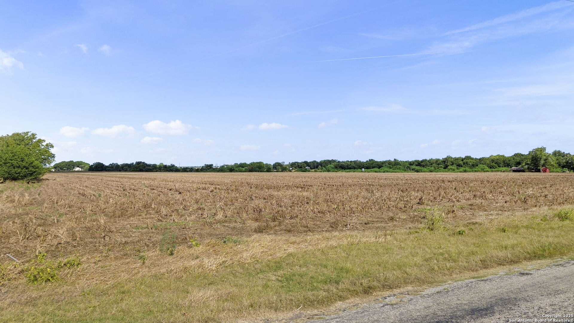 main property photo 11