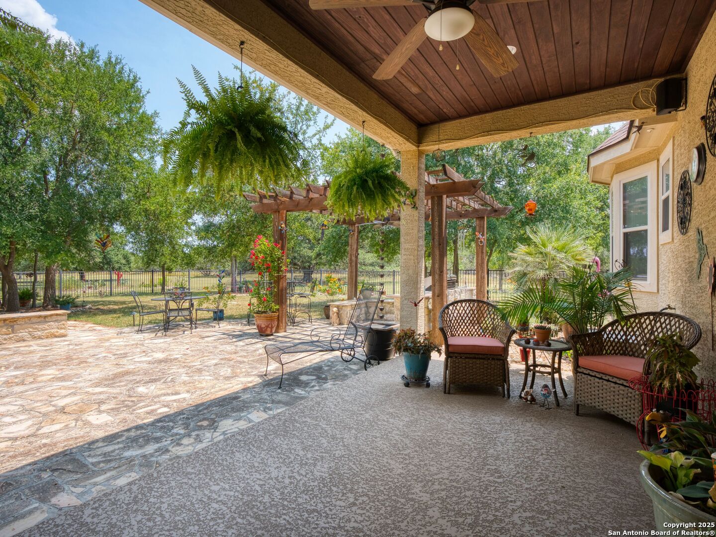 main property photo 26