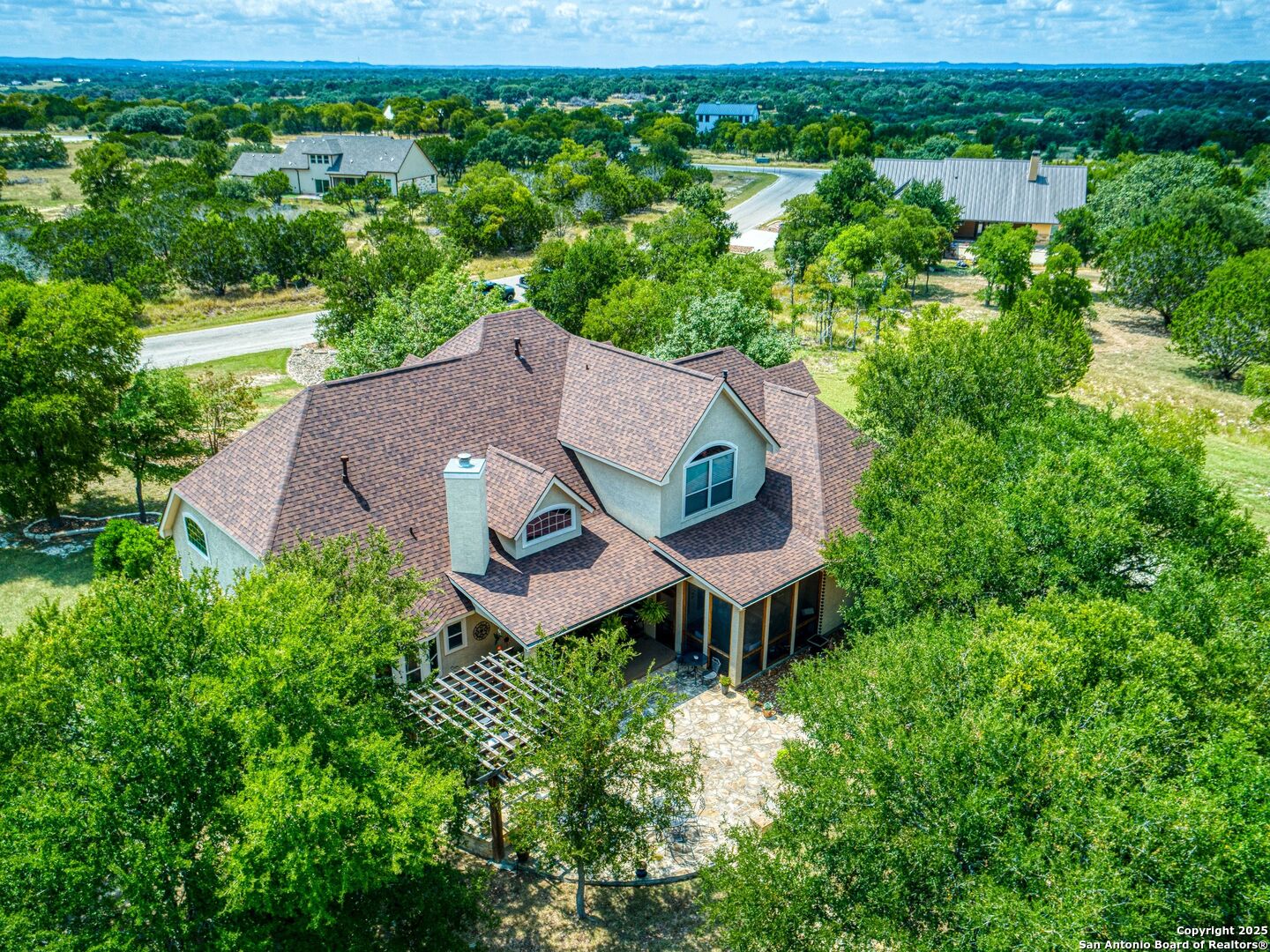 main property photo 38