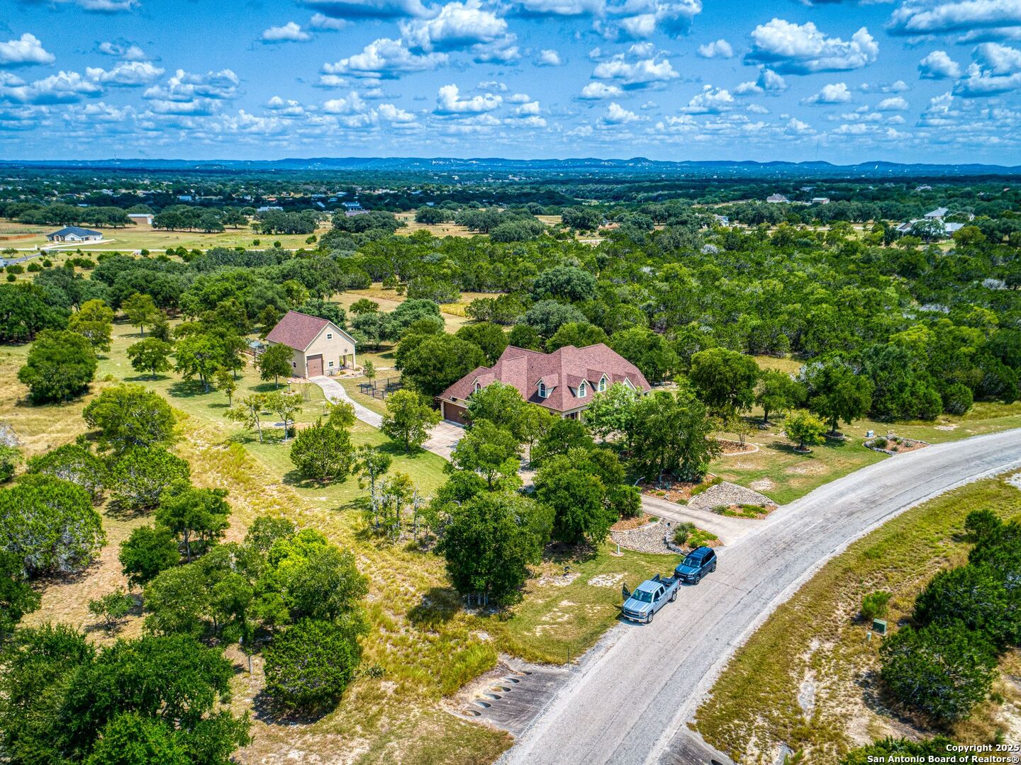 main property photo 39