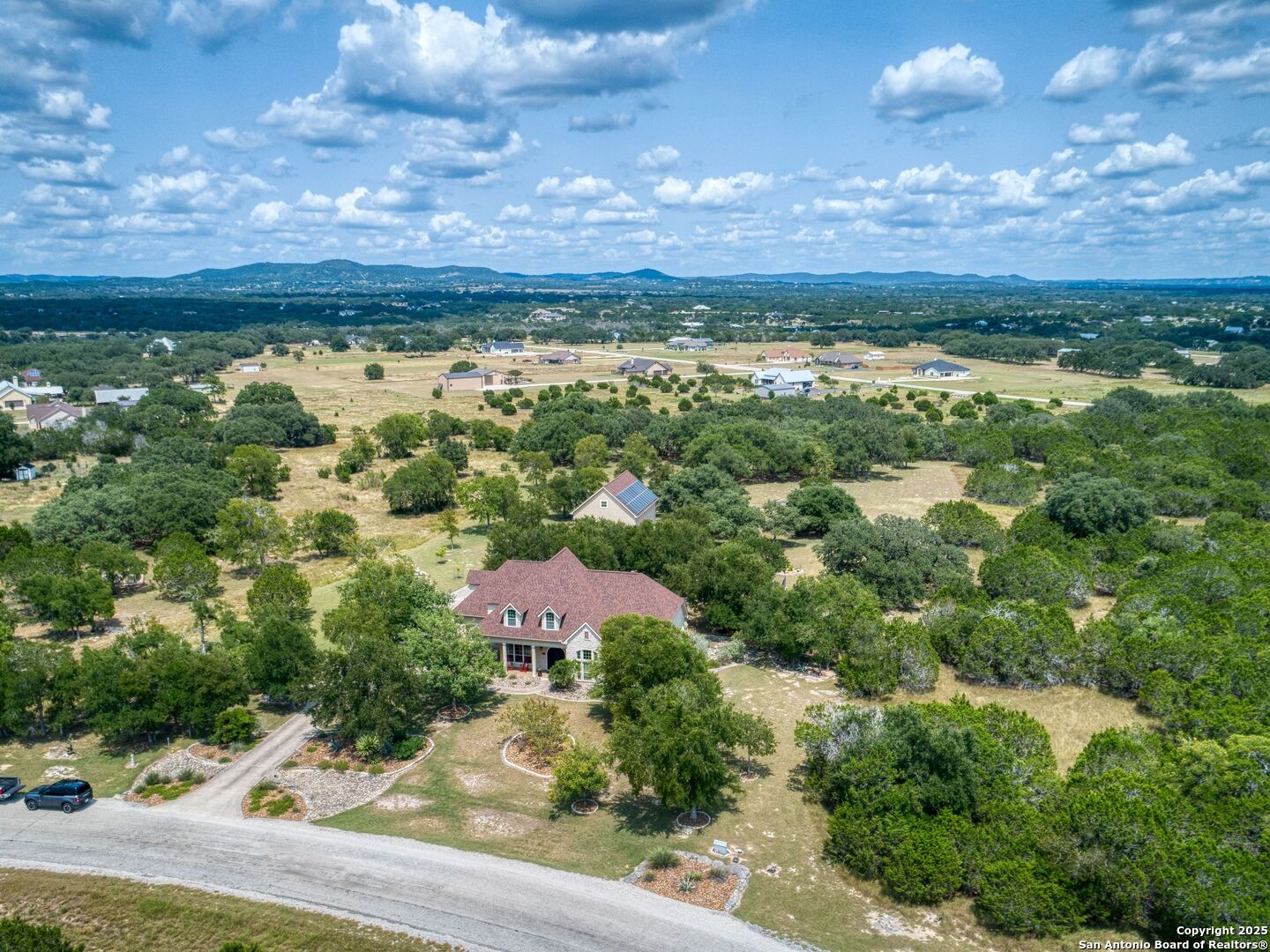 main property photo 40