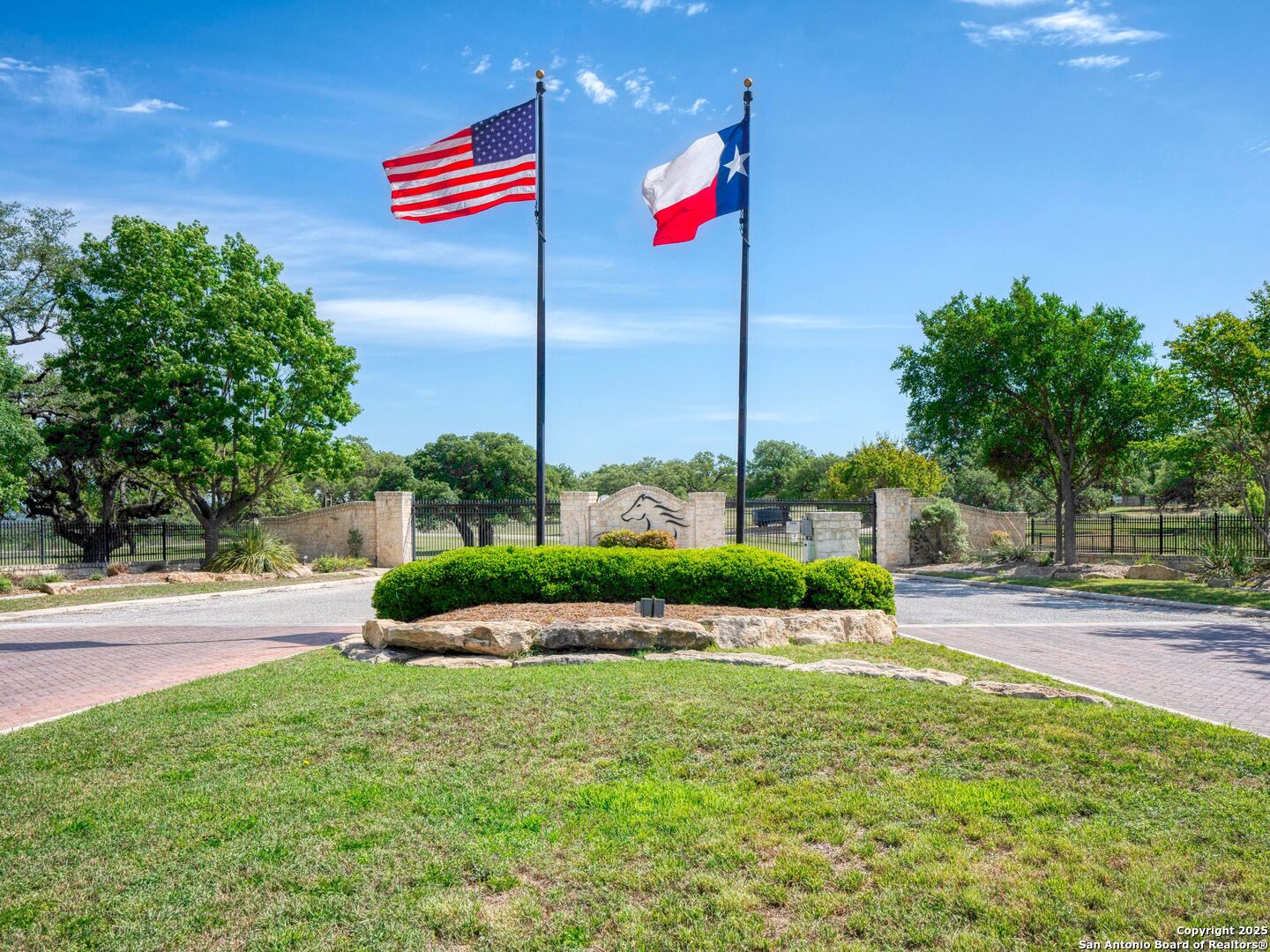 main property photo 44