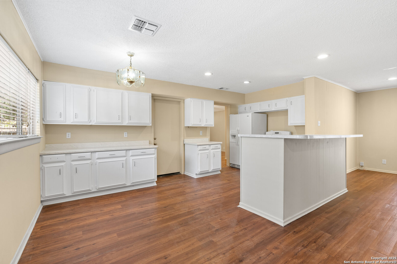 property viewer photo 8
