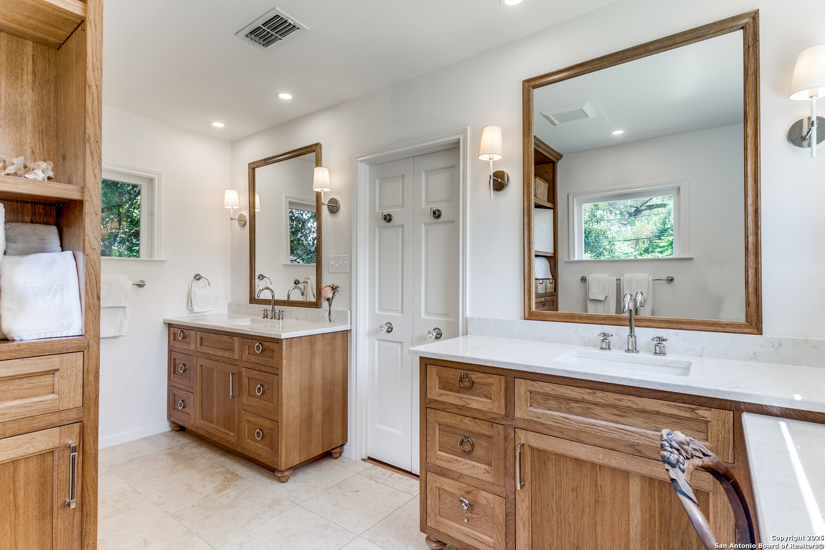 property viewer photo 16