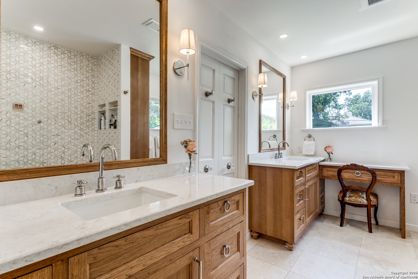 property viewer photo 17