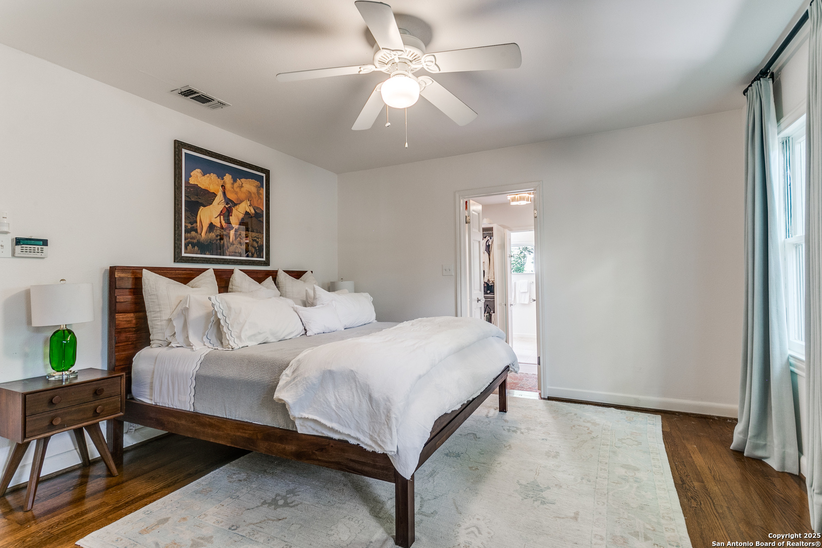 property viewer photo 18