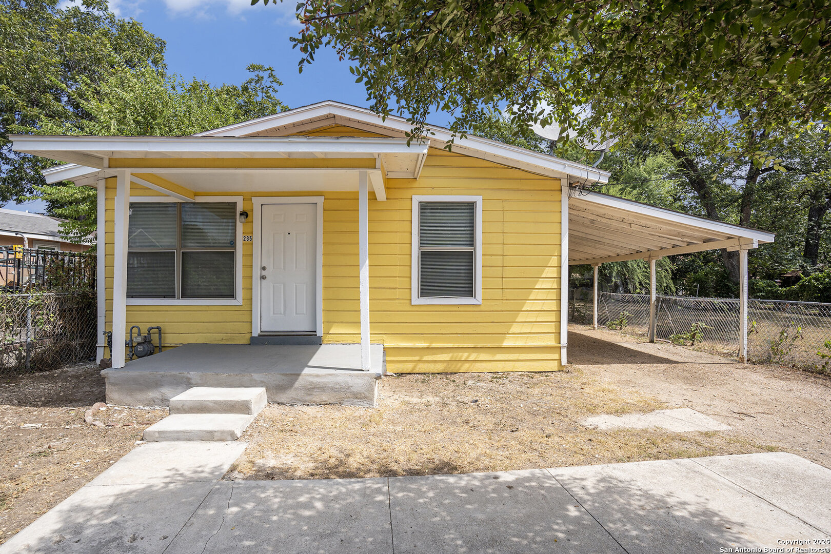 main property photo 0