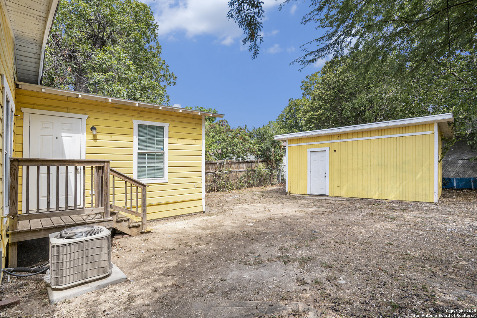 property viewer photo 15