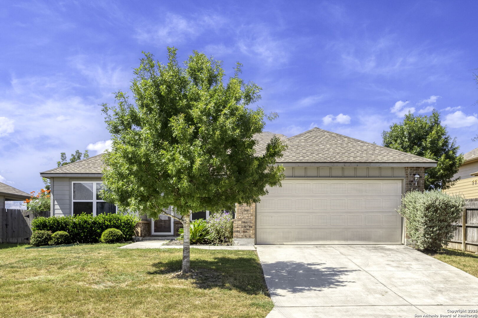 property viewer photo 1