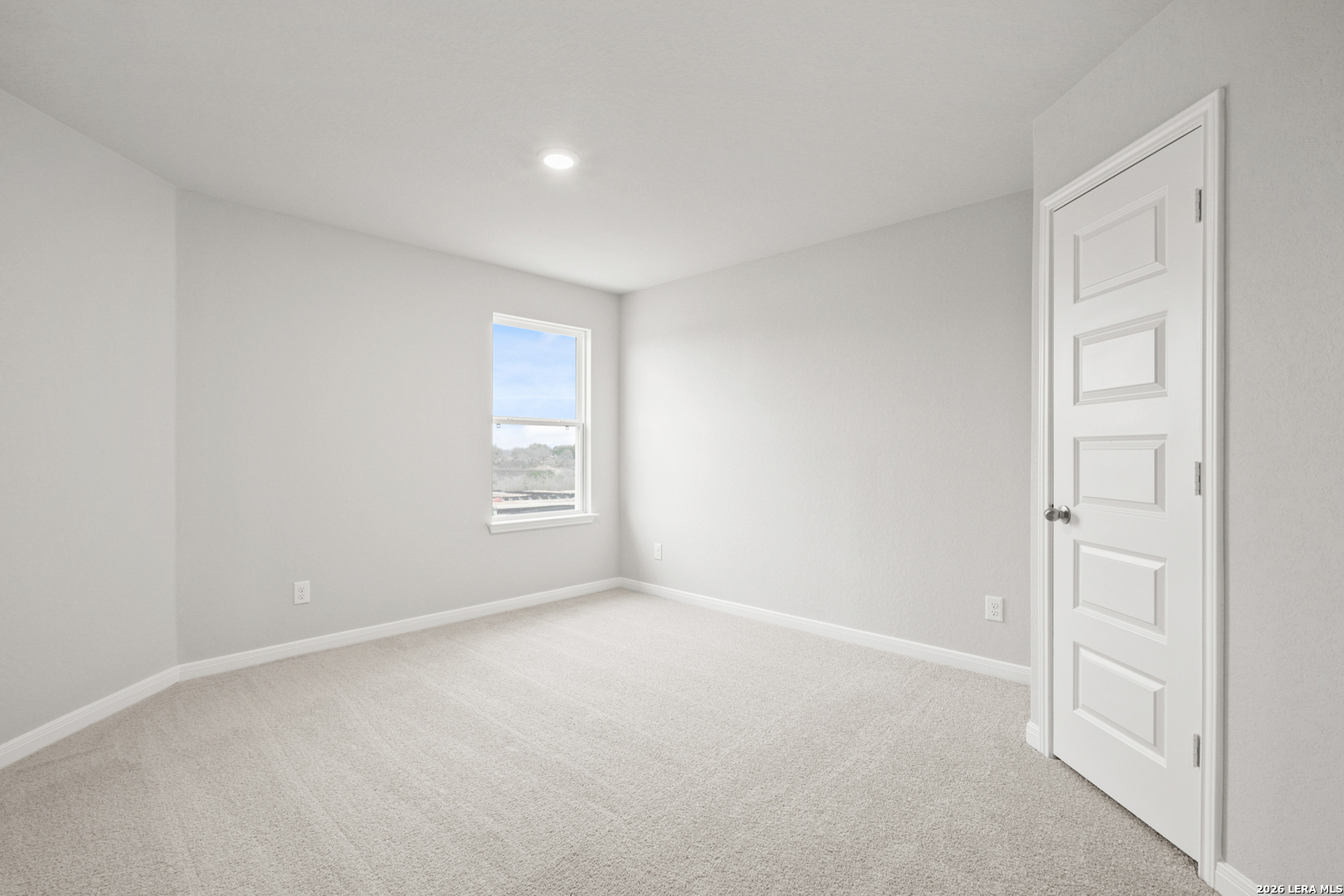 property viewer photo 18