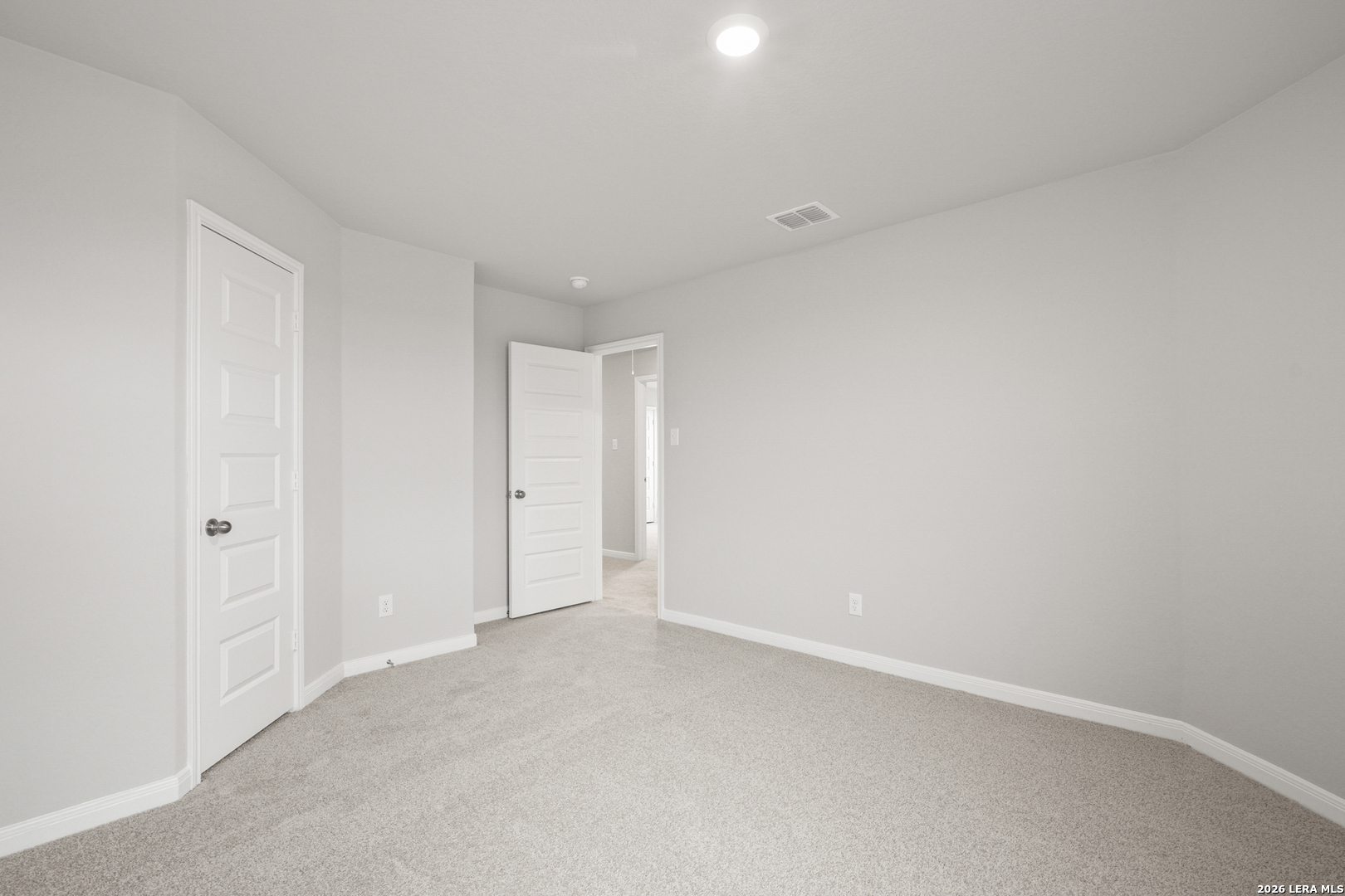 property viewer photo 19