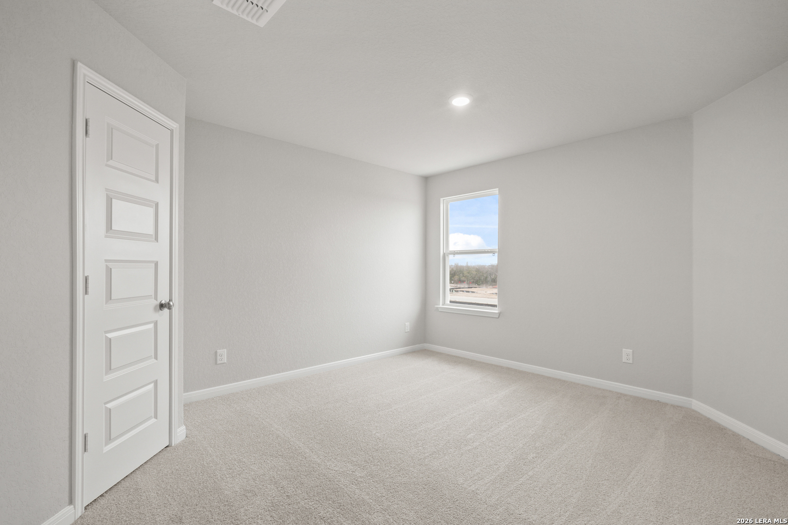 property viewer photo 20