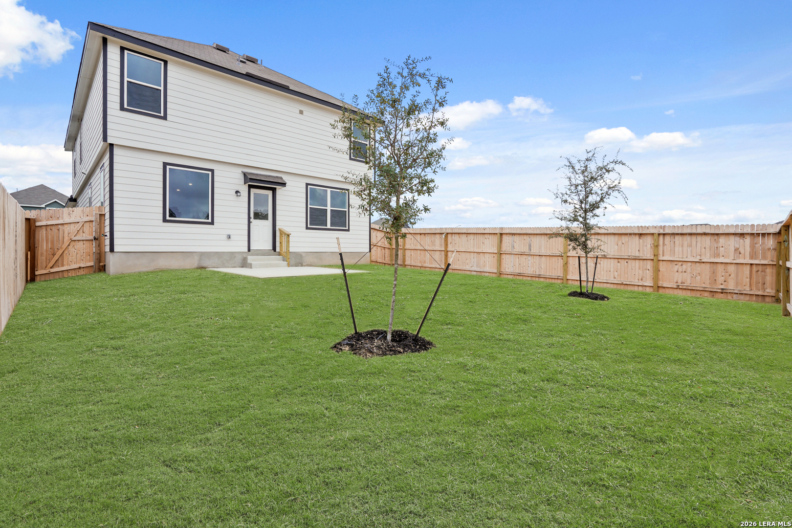 property viewer photo 25