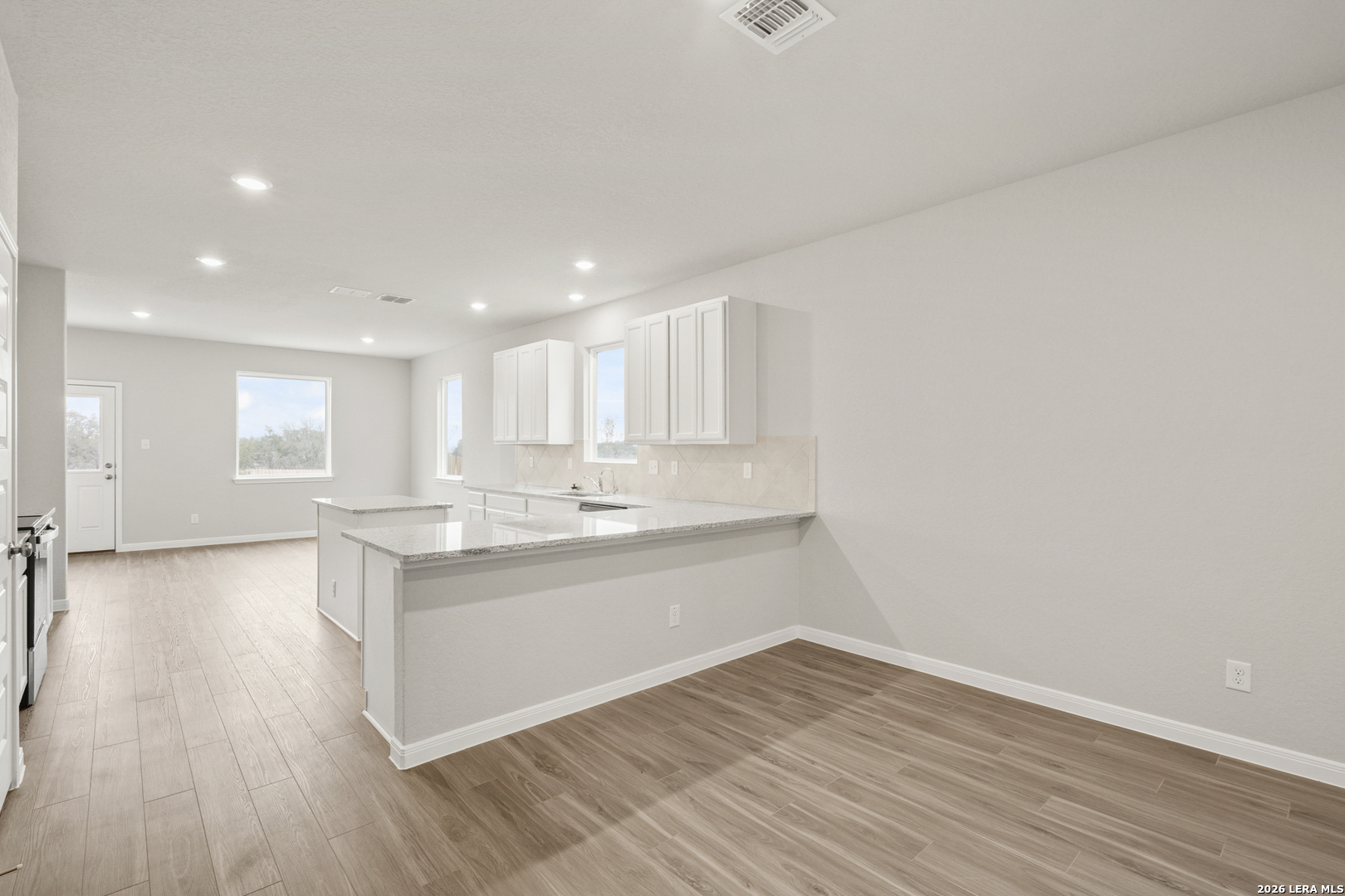 property viewer photo 5