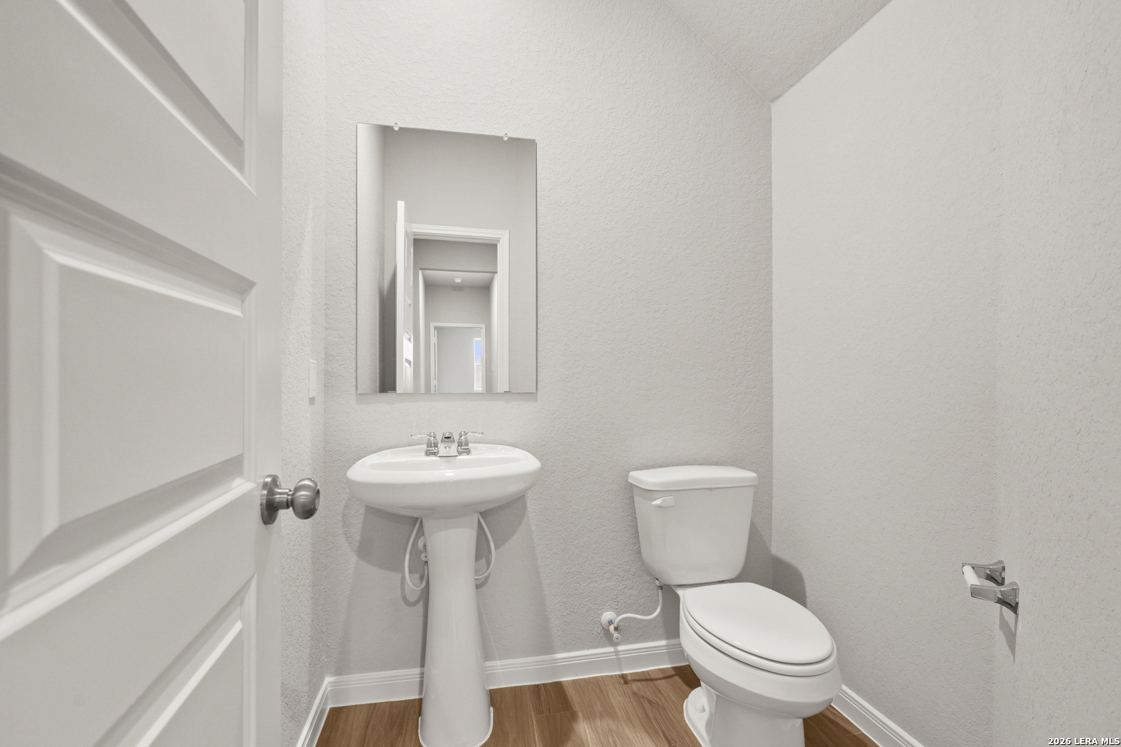 property viewer photo 7