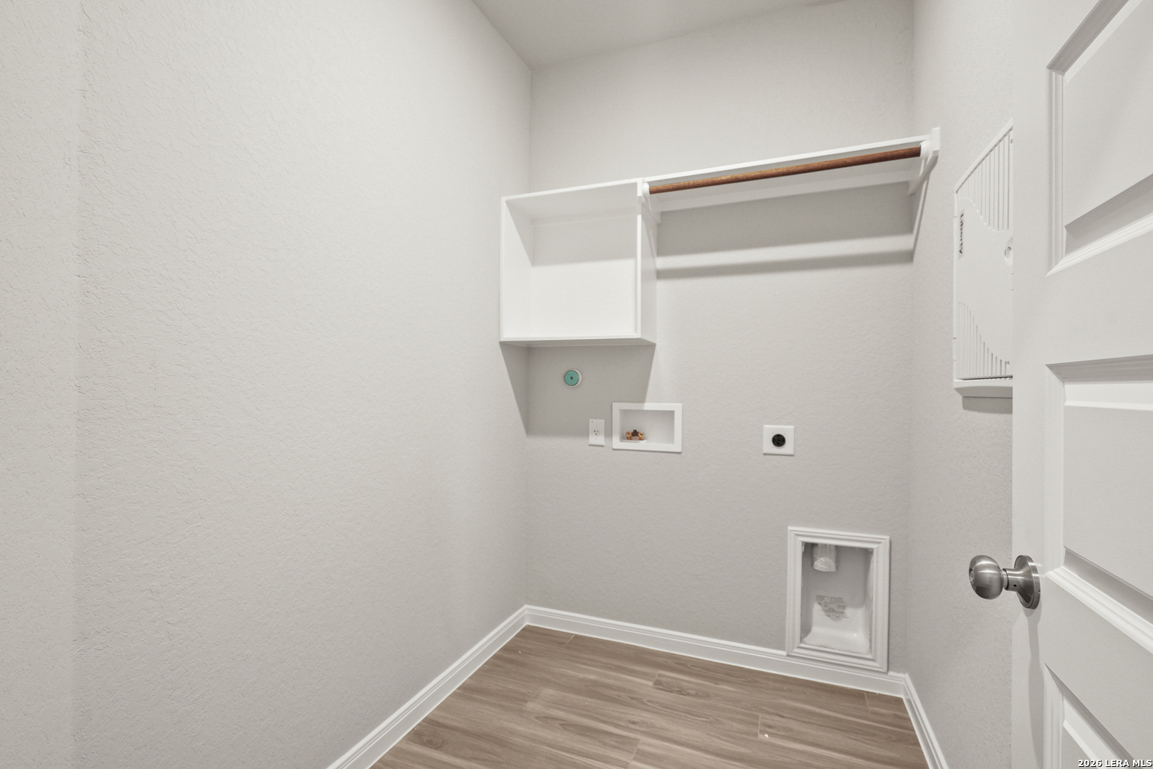 property viewer photo 8