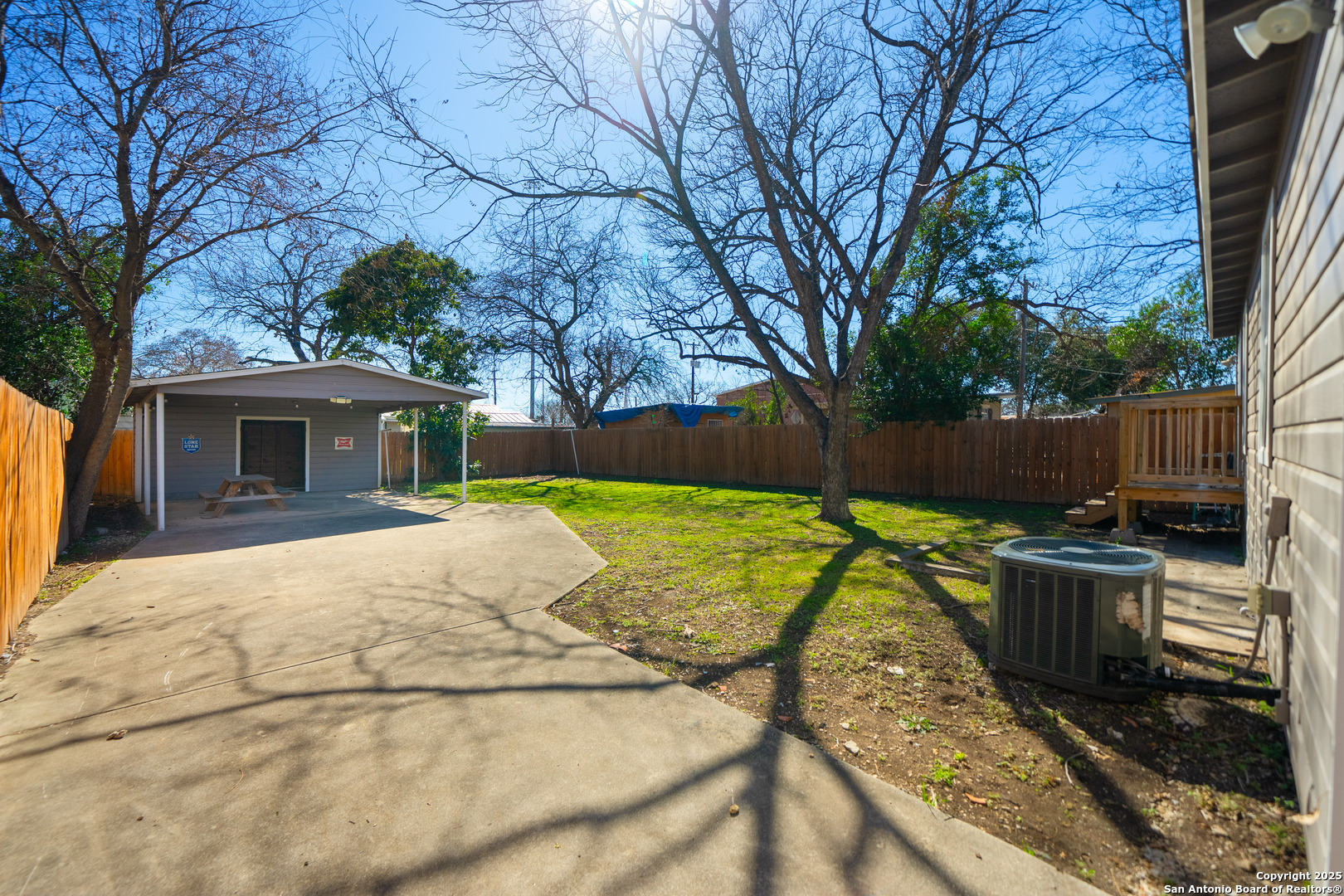 property viewer photo 22