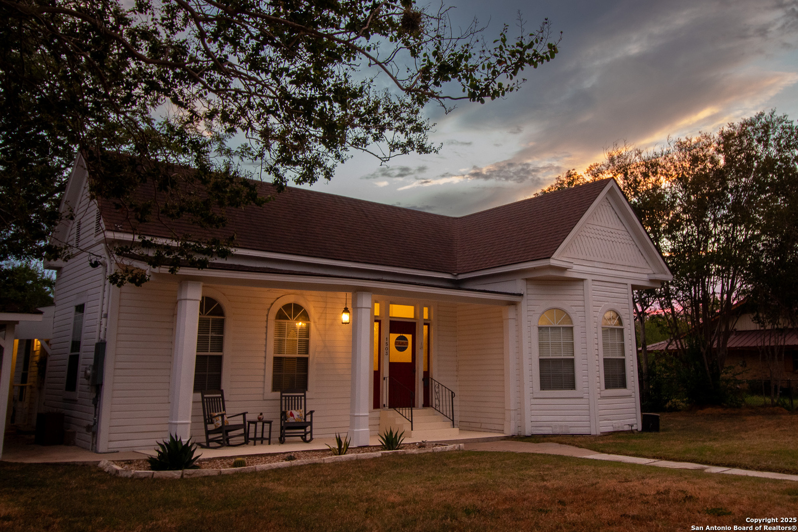 main property photo 26