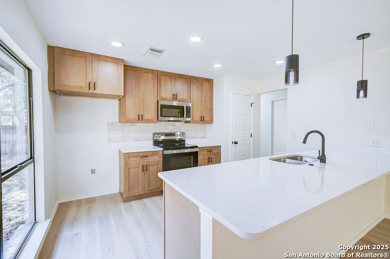 property viewer photo 17
