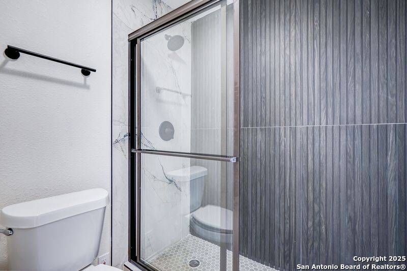 property viewer photo 31