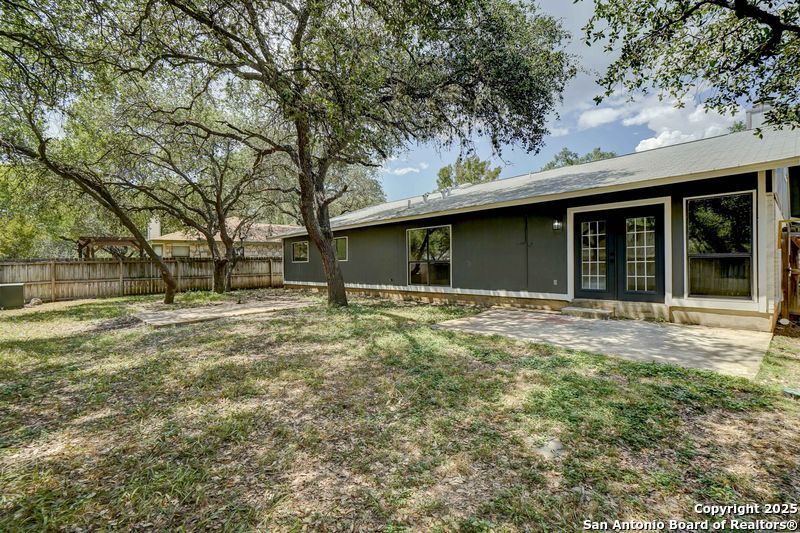 property viewer photo 35