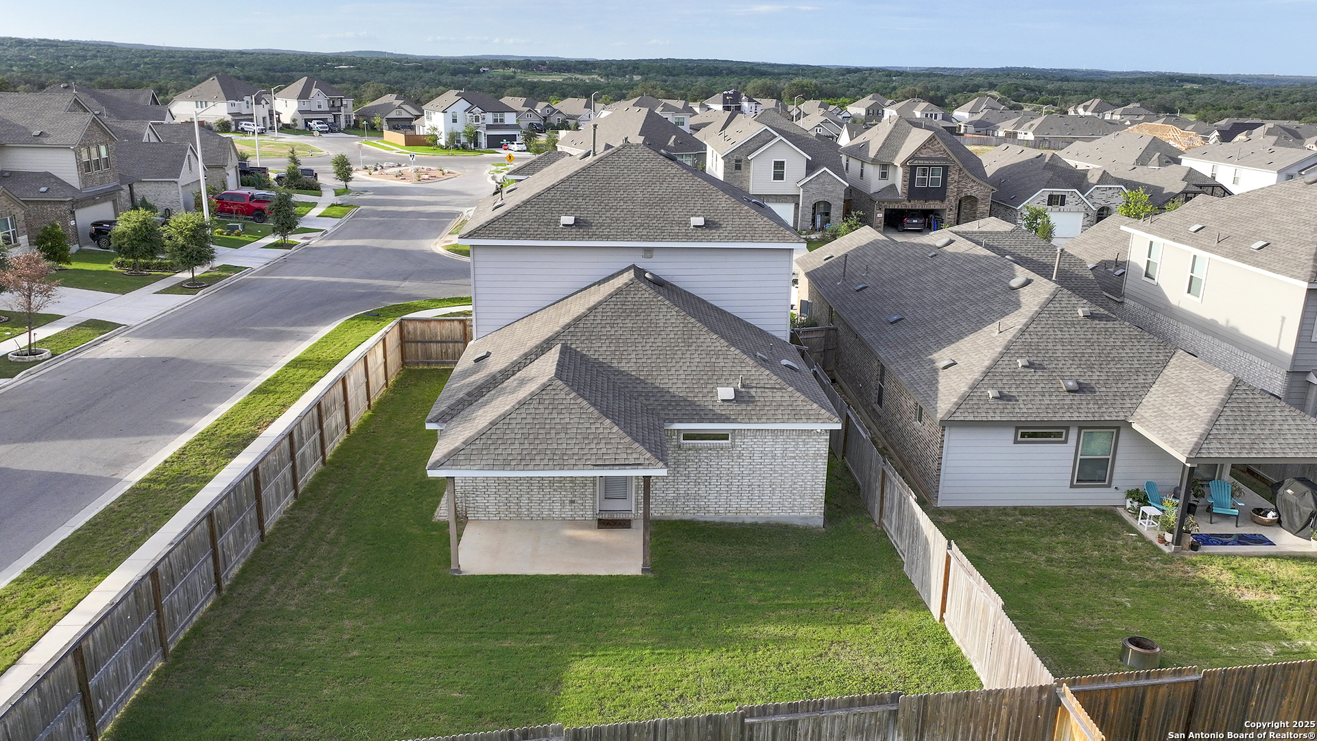 main property photo 36