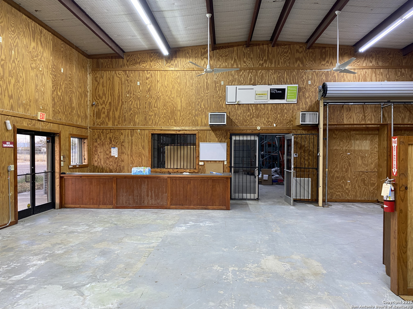 main property photo 15