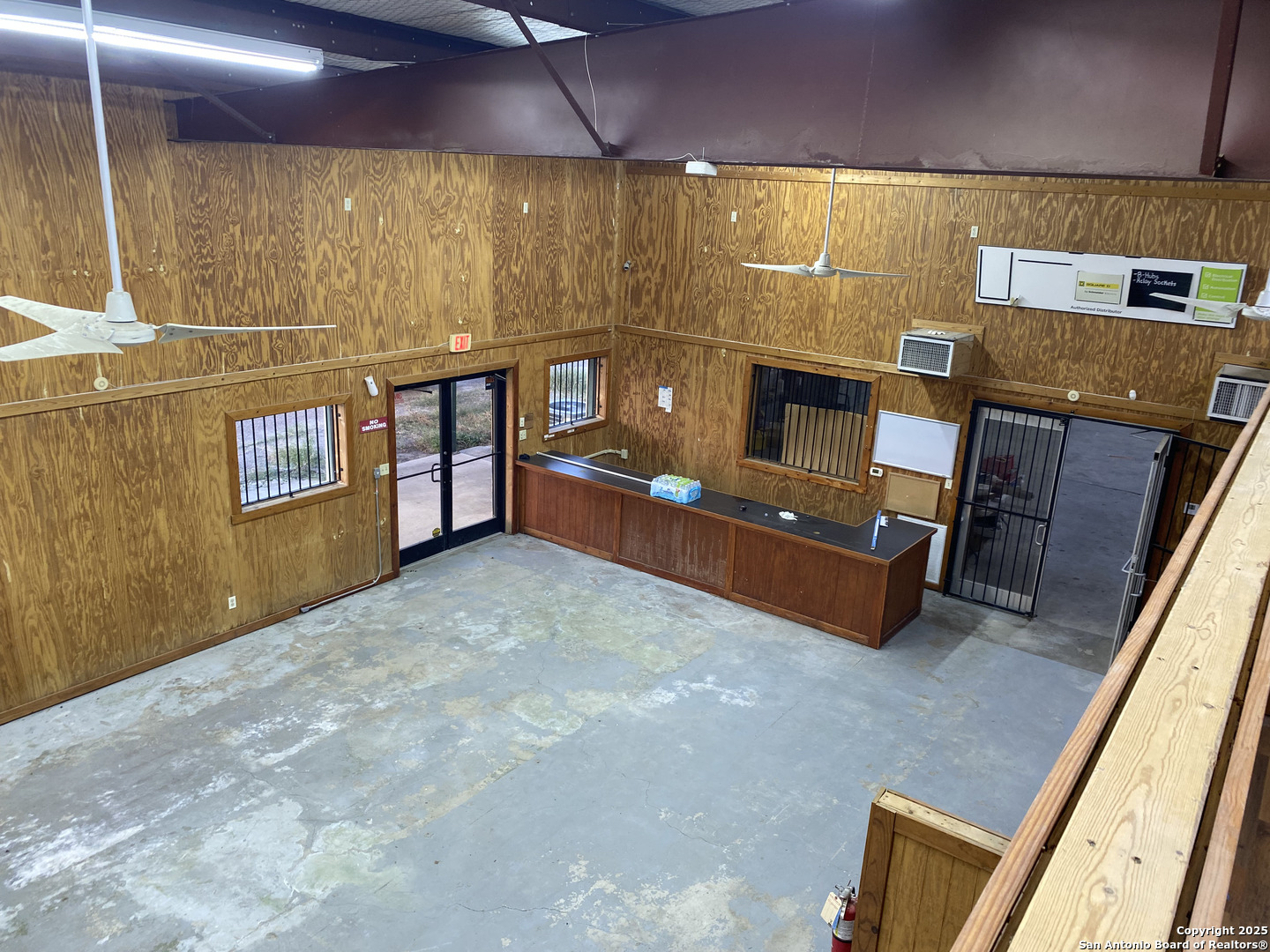 main property photo 17