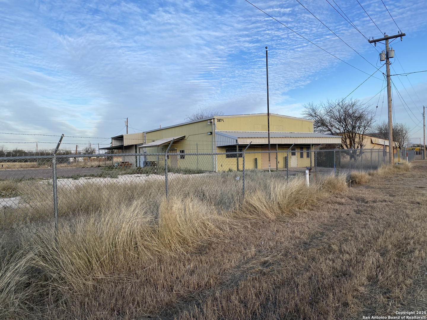 main property photo 5